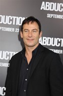 Jason Isaacs